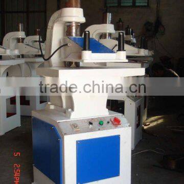 Hydraulic notching machine