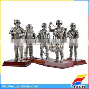 high quality handmade metal man sculpture for collection