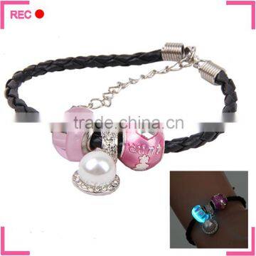 Custom made charm leather bracelets, low price charm bead bracelet