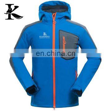 New Design Softshell Jacket Print Logo Empty Breathable Winter Jacket