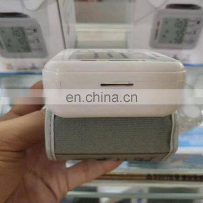 Accurate Electronic Sphygmomanometer Automatic Wrist Type Blood Pressure Monitor