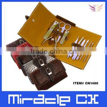 Metal Buckle Closure High Quality Manicure Set photo-1