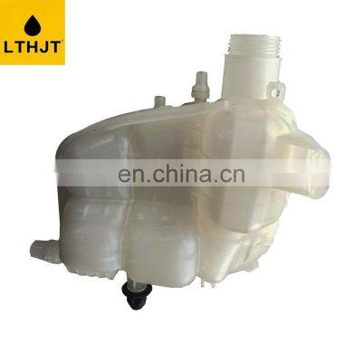 High Performance Car Accessories Auto Parts Water Tank OEM NO 1713 7617 362 17137617362 For BMW F45 F46