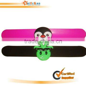 2012 promotional and fashion silicone slap wrap