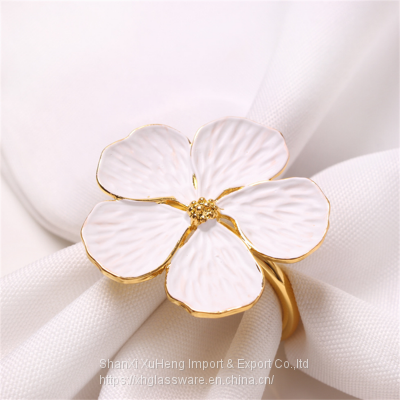 Wholesale White Flower Napkin Rings Table Decoration Reusable Metal Napkin Rings Wedding Party