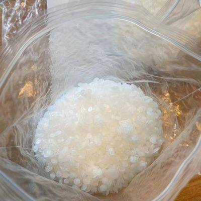 Manufacturer Price Microcrystalline Wax With Good Quality CAS 8001-75-0 photo-4