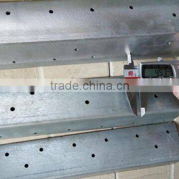Hot Rolled Steel Angle Bar With Punched Holes photo-3