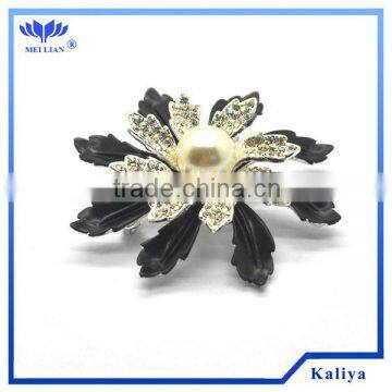 PEARL RHINESTONE BROOCH WHOLESALE
