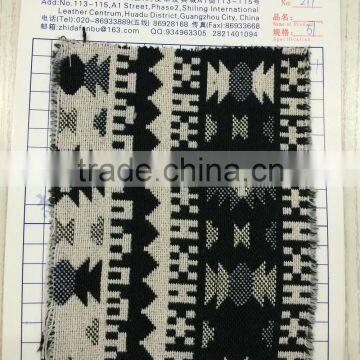 Modern Black and White Knitted Jacquard Fabric New Designs Polyester Sofa Curtain Upholsery Fabric