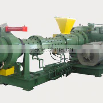 tread rubber compound extruder