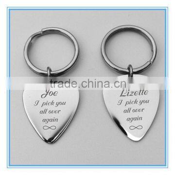 Yiwu Meise Engraved Stainless Steel Guitar Pick Keychain Set