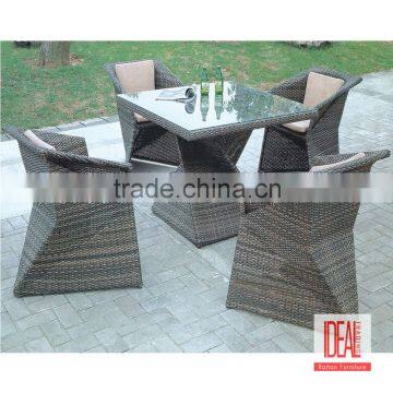 Cheap 100% Handmade Patio Rattan Wicker Table and Chair