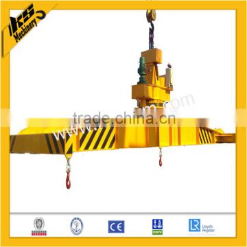 Container Spreader lifting 20ft container