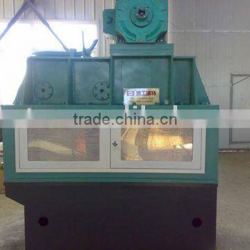 First generation linear material flying shear