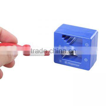 Manual screwdriver portable magnetizer and demagnetizer