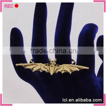 Gothic style rings bat shaped, imitation gold double fingers gothic imitation jewelry