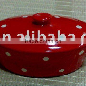 ceramic mini casserole with white dots design