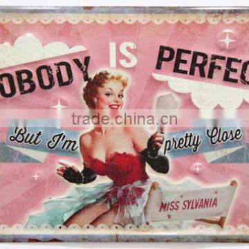 "LADY" EMBOSS IRON WALL DECOR