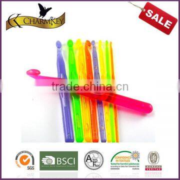 Charmkey Knitting Tools Differnet Sizes Colorful Plastic Crochet Hook Set photo-2
