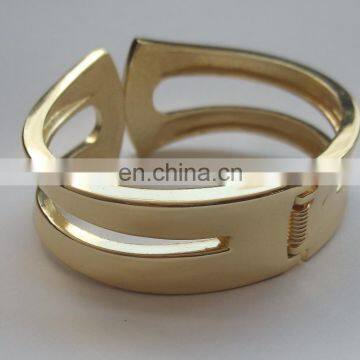 Low Price High Quality Custom Beautiful Bracelet/Hand Catenary photo-2