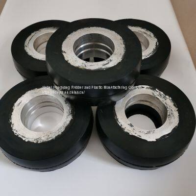 Production and supply of rubber coated roller iron core coated rubber roller can be customized