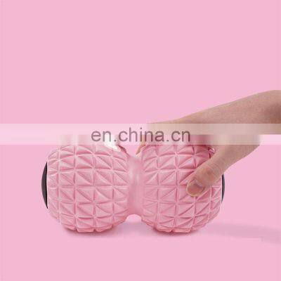 Wholesale High Quality PVC Peanut Shape Soft Thorn Fascia Ball Fitness Yoga Massage Peanut Massage Ball photo-2