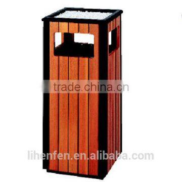 Plastic Wooden Stylish Hot Sale Outdoor Garbage Bin photo-2