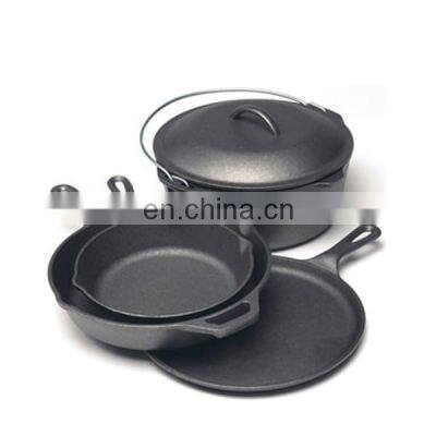 small round cast iron skillet with handle