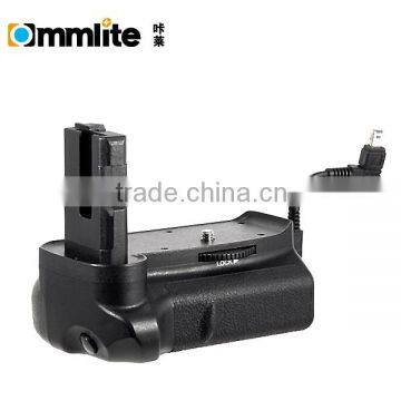 Commlite Vertical Battery Grip For Nikon D3200 D3100