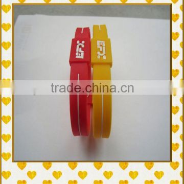 smile customize new arrival beautiful silicone wristband