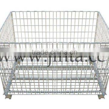 Foldable wire mesh container