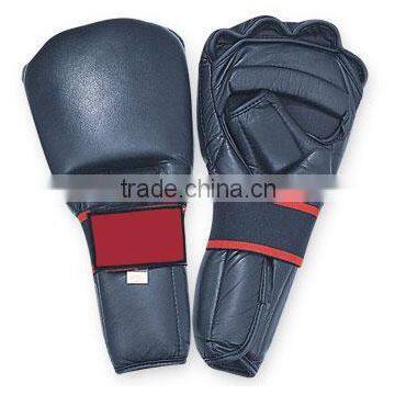 Boxing bag gloves