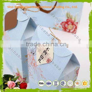 New Design Gift Famous Brand Printed Kraft Paper Bag photo-2