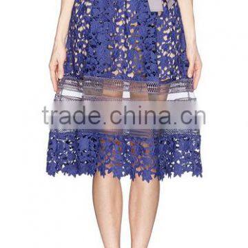 Honeycomb mesh with textured lace transparent trims skirt