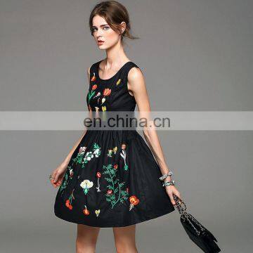 High quality elegant sleeveless embroidery dress of nature waist