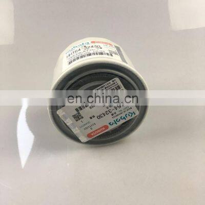 High quality Kubota Spare parts Oil Filter DC60 DC70 688