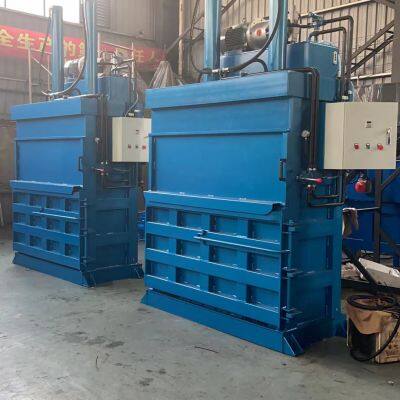 80T Large Size Heavy Weight Vertical Hydraulic Baler for Waste Paper Cardboard Plastic photo-2