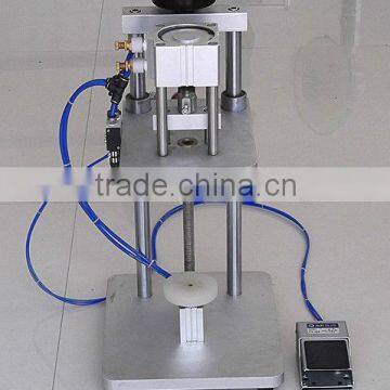pneumatic one nozzle perfume clamping machine bottle lip capper