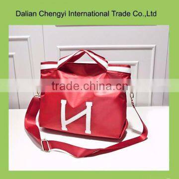 Factory price portable polyester leisure shoulder bag with two belts