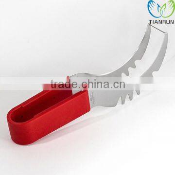 2016 Newest high quality TPR handle Watermelon slicer and serve tong