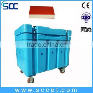 Roto-molded dry ice container dry ice cooling box with wheels