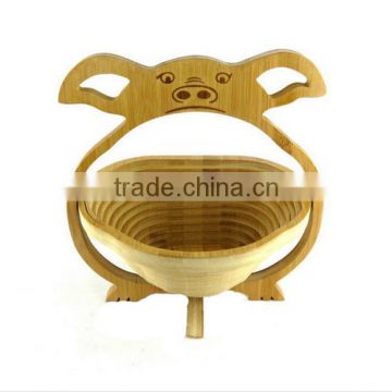 2015 hot sale Practical bamboo fruit basket for home decoration lovely pig shape folding bamboo fruit basket