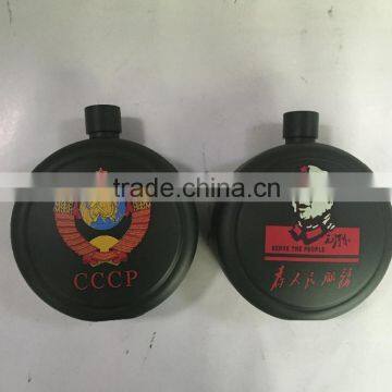 42oz Round Hip Flask With Print Logo and Spray Pain Coating Then in Leather Bag. photo-5