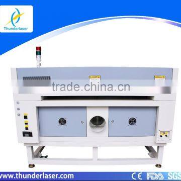 Co2 Cutting and Engraving Laser Machine for Acrylic Necklace With CE &FDA photo-3