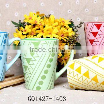 Eco-friendly Ceramic Mug Manufacturer in China Fashionable Coffee Mug