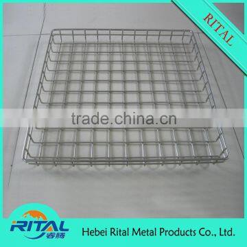 Kitchen metal wire basket