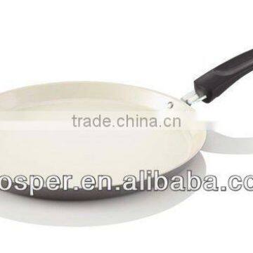 Aluminum frying pan