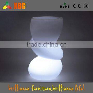 Lighted Outdoor Flower Pots PE Material Waterproof Led Flower Pot,plastic Led Flower Pot With Waterproof Batery photo-2