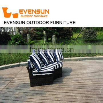 Sun Lounger Specific Use and Modern Appearance Outdoor Rattan Sunbed photo-4