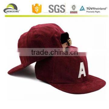 Maroon Flat Brim Baseball Hats With Applique Patch Unstructured Soft Snapback Hats